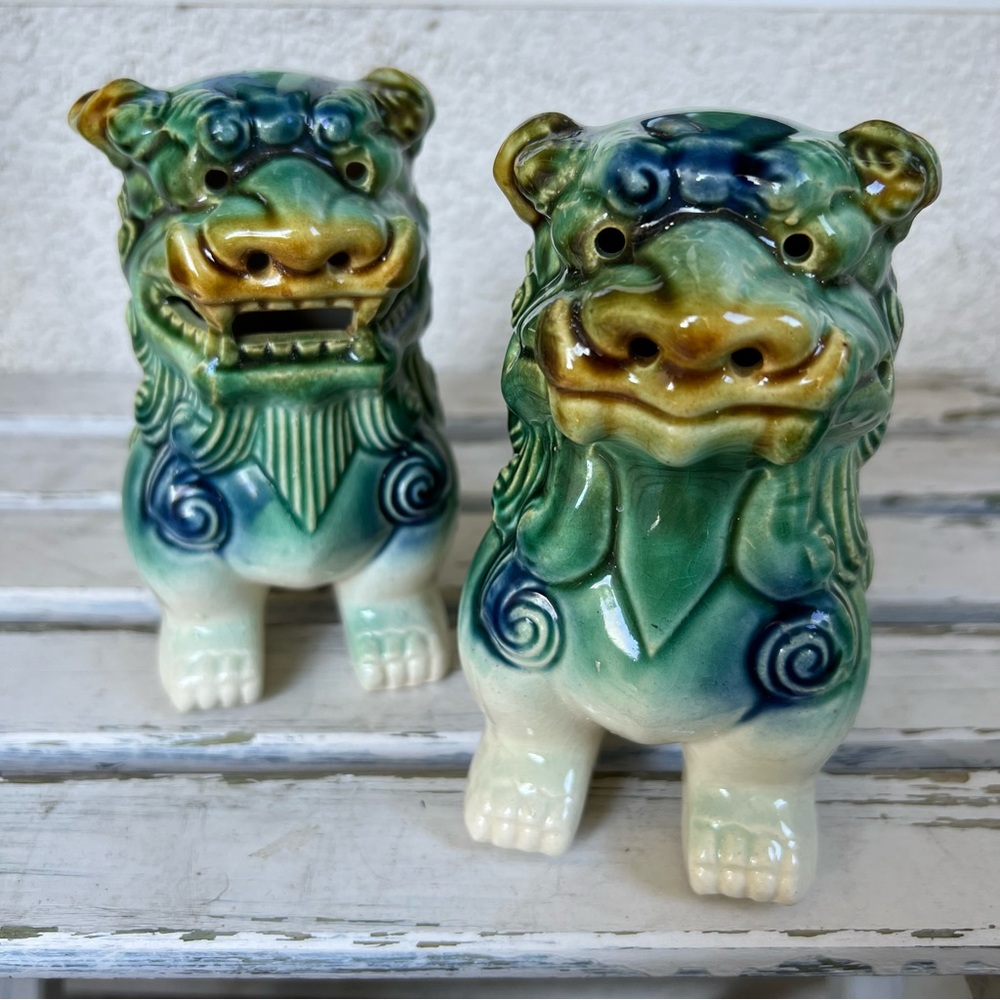 Vintage Majolica Ceramic Foo Dogs